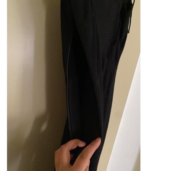 Aritzia Fable mini dress sweetheart top - Picture 4 of 4